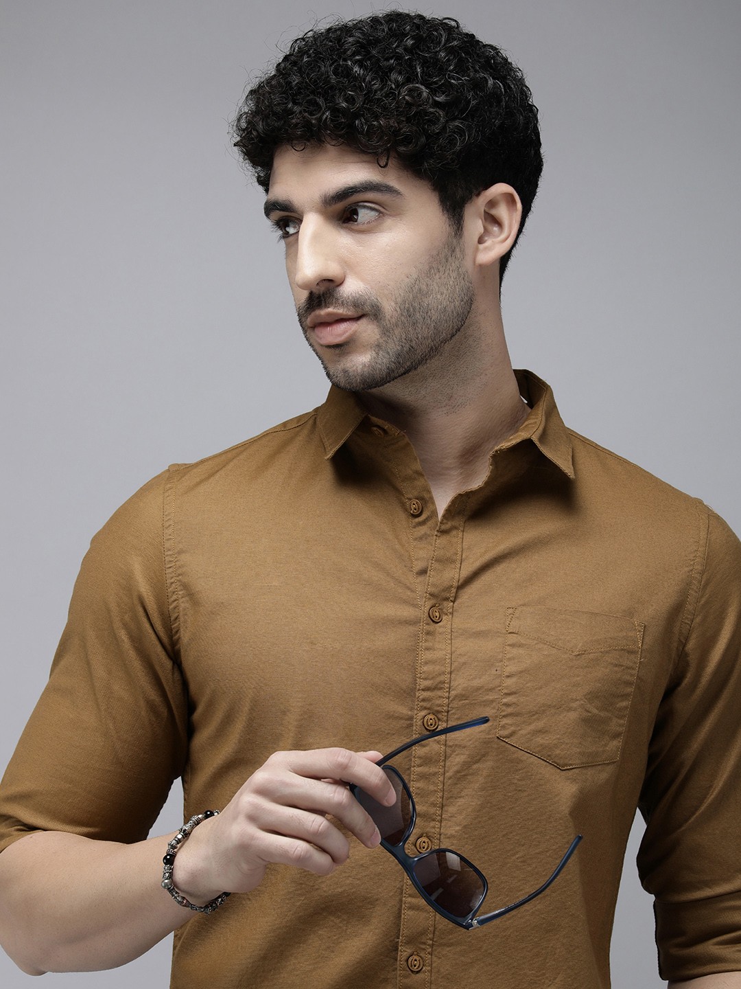 

Roadster Men Opaque Casual Shirt, Brown