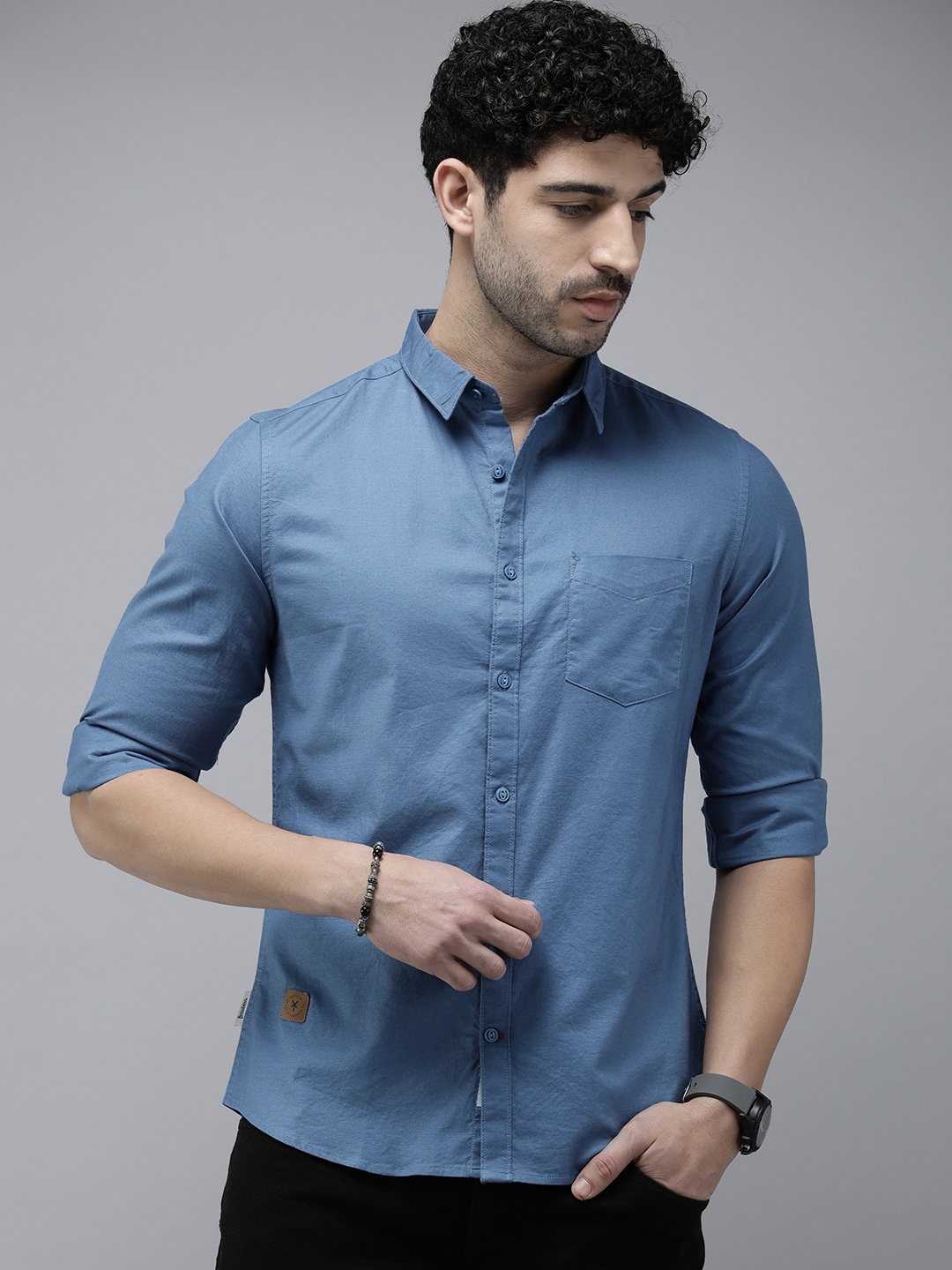 

Roadster Men Opaque Casual Shirt, Blue