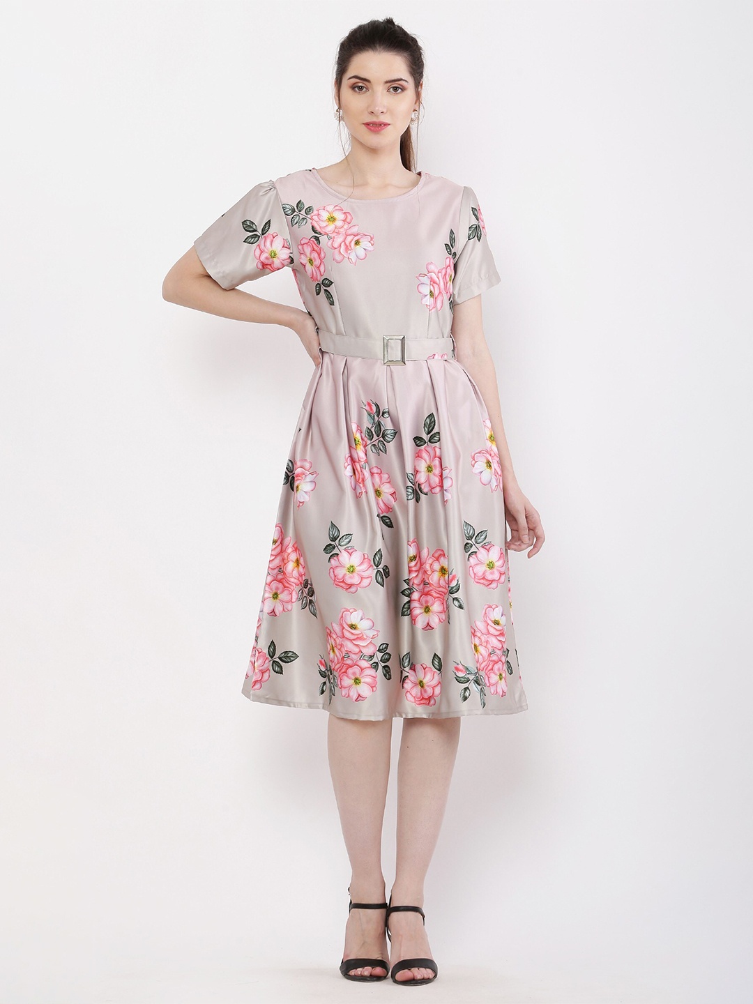 

Kiwie Floral Printed Round Neck Gathered Fit & Flare Dress, Pink