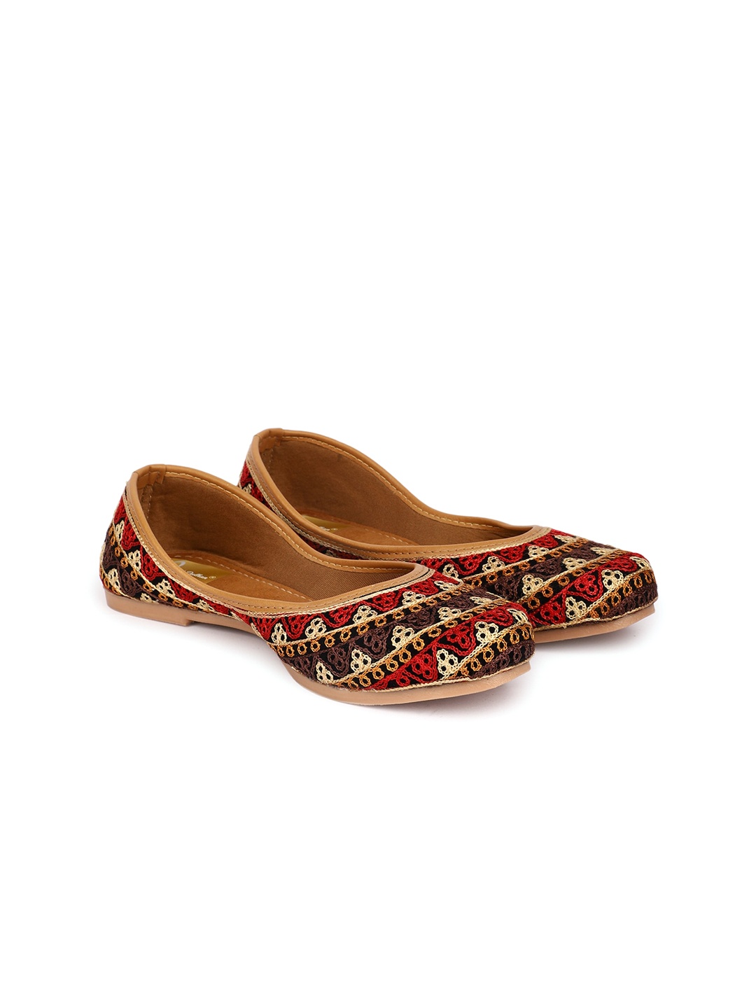 

The Desi Dulhan Embroidered Ethnic Mojaris, Red