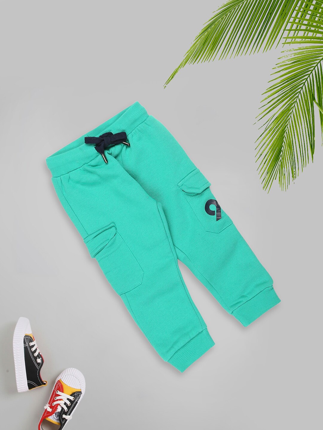 

MeeMee Boys Regular Fit Cotton Joggers, Green