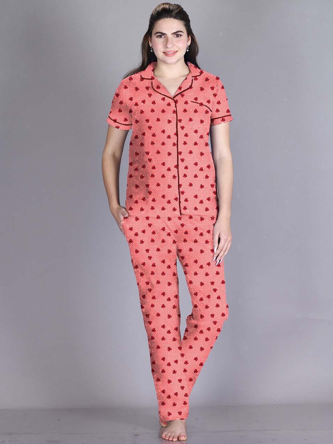 

LYRA Conversational Printed Pure Cotton Night Suit, Pink