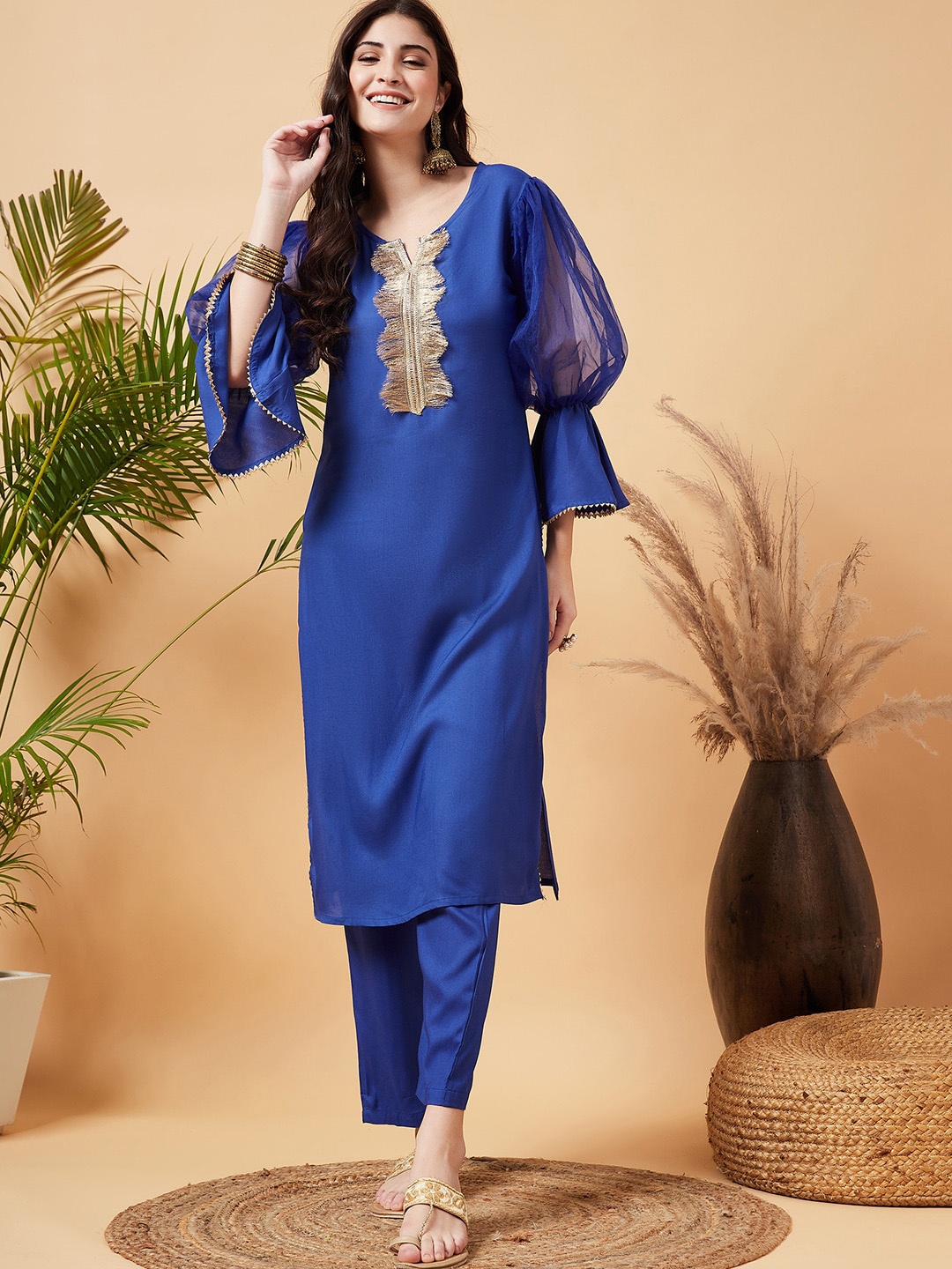 

InWeave Blue Puff Sleeves Gotta Patti Detailed Straight Kurta with Trousers