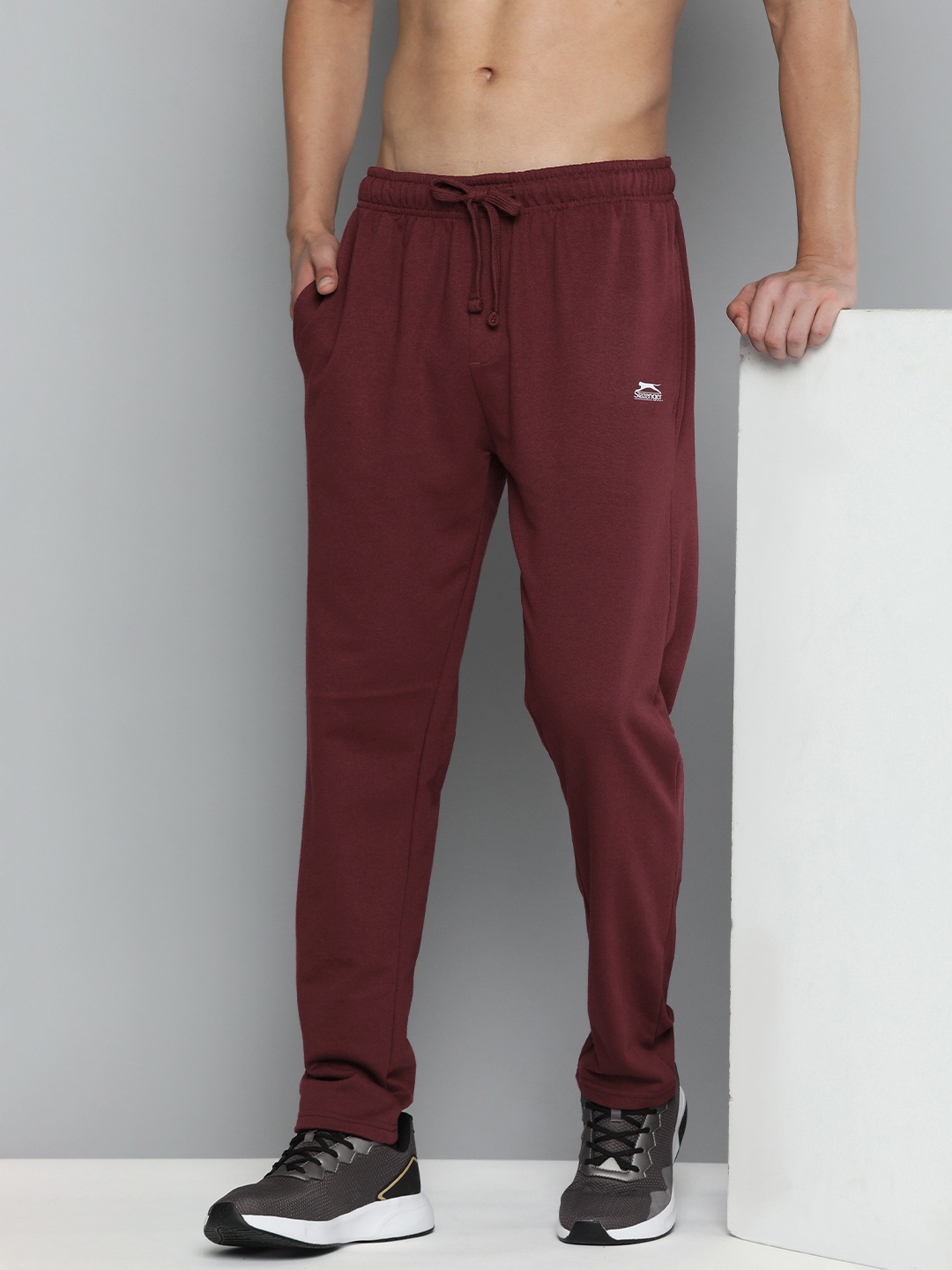 

Slazenger Men Slim Fit Fleece Sports Track Pants, Maroon