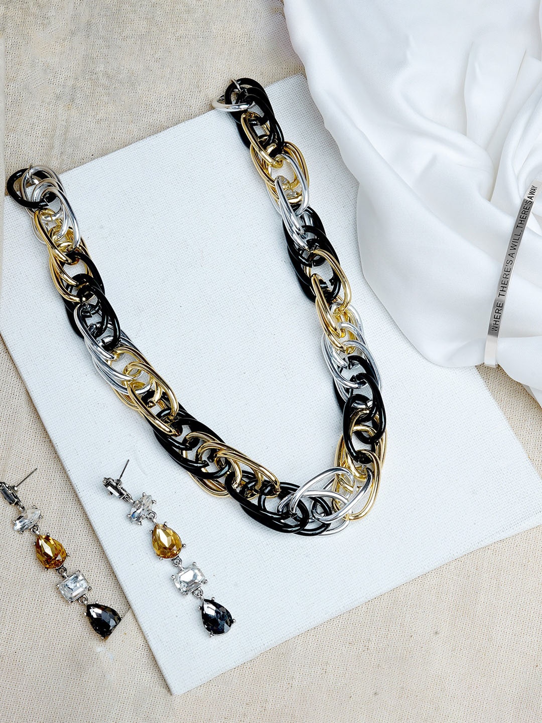 

JOKER & WITCH Gold-Plated Stone-Studded Jewellery Set With Bracelet