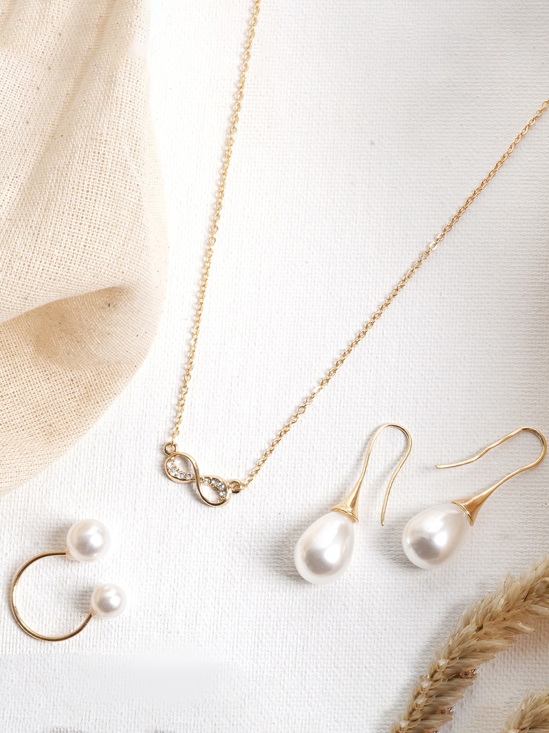 

JOKER & WITCH Gold Plated Beaded Jewellery Set, White