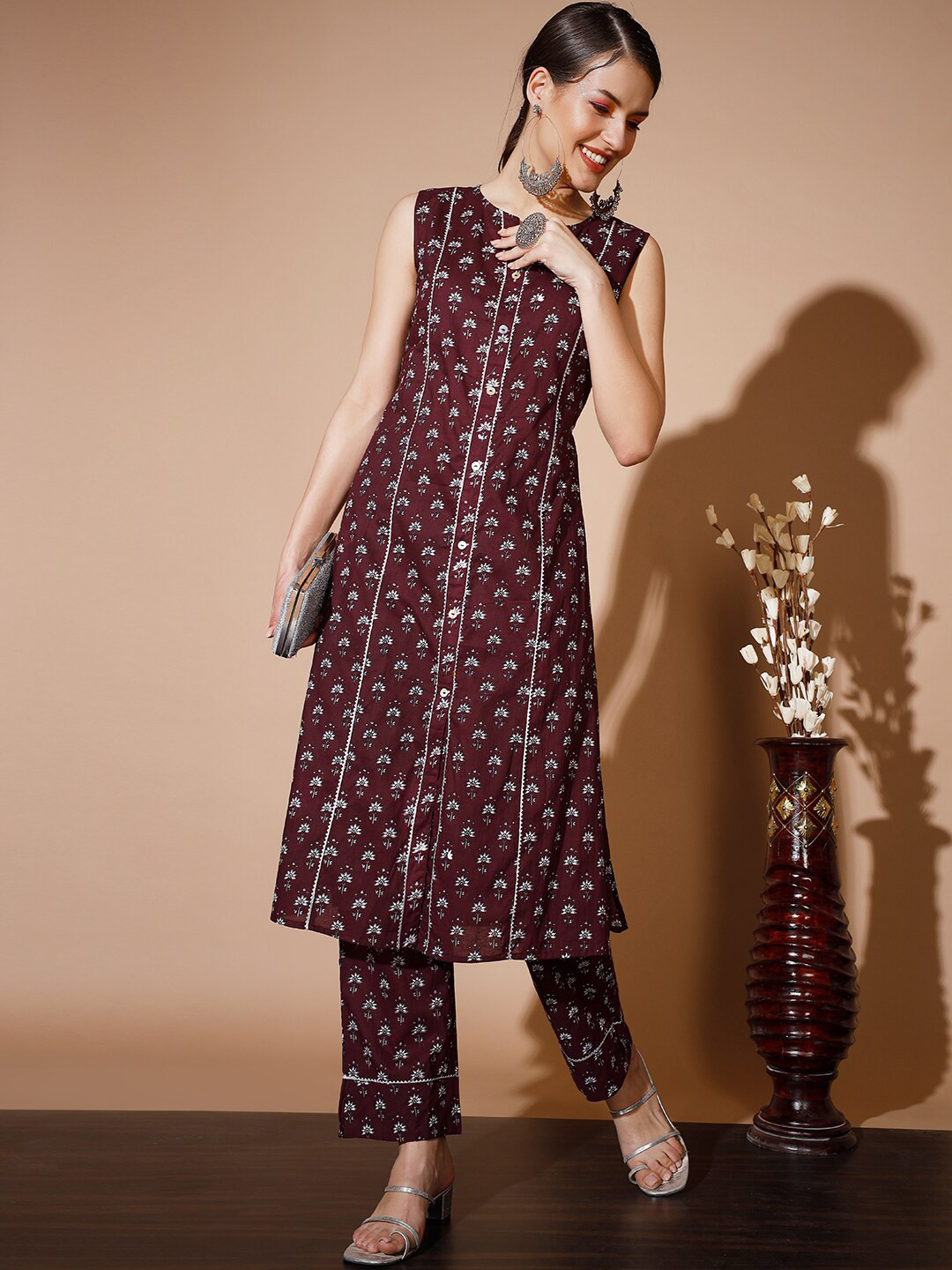 

Sangria Floral Printed Pure Cotton A-Line Kurta & Trousers, Maroon
