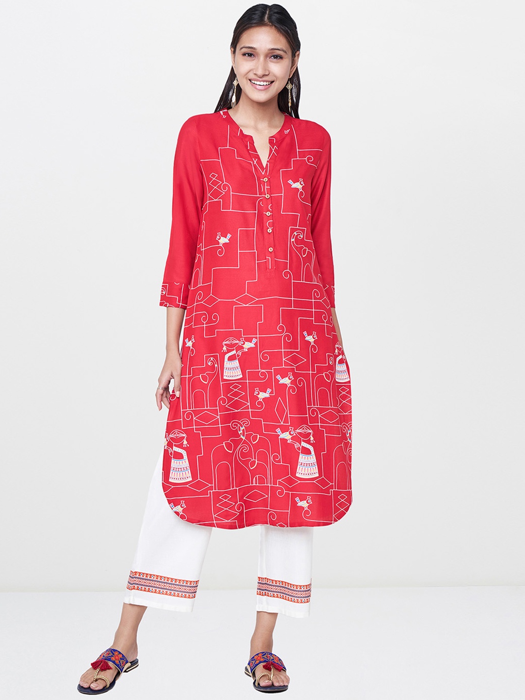 

Global Desi Women Red Quirky Print Straight Kurta
