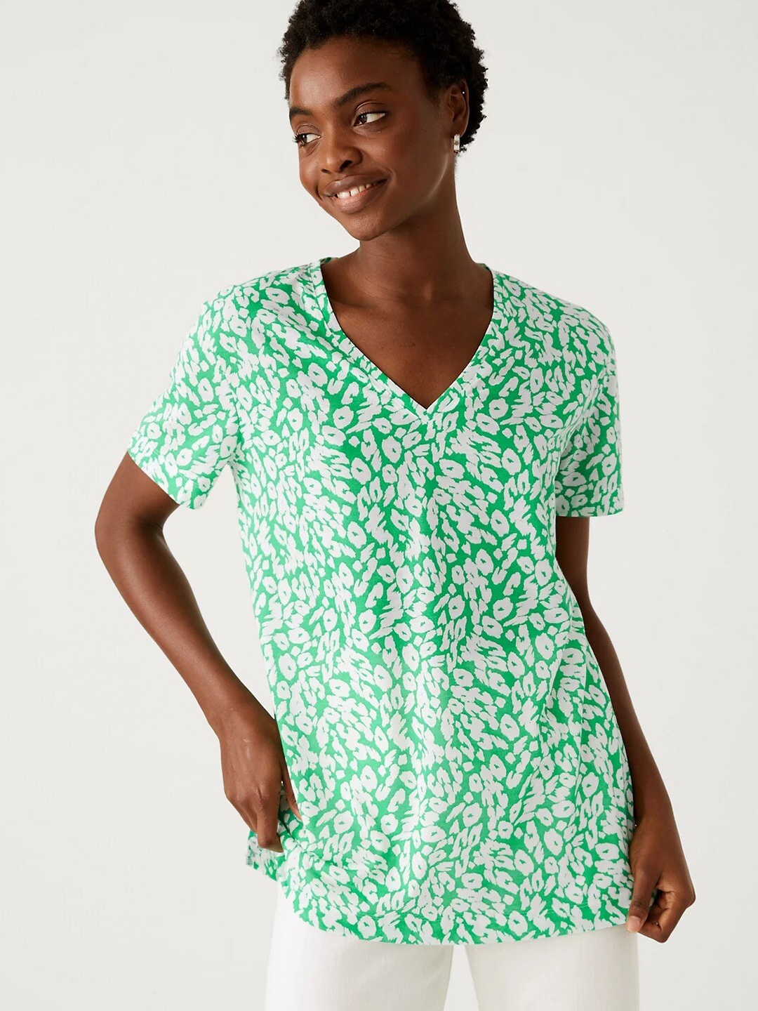 

Marks & Spencer Abstract Printed V-Neck T-shirt, Green