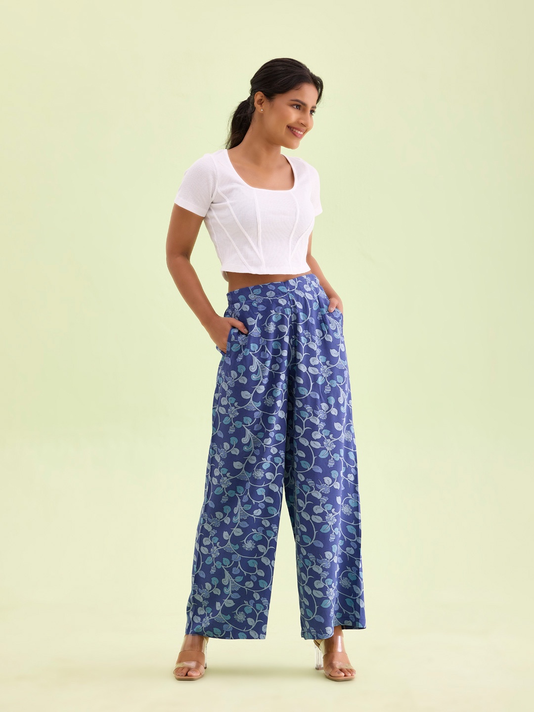 

Go Colors Women Navy Blue Floral Printed Palazzos