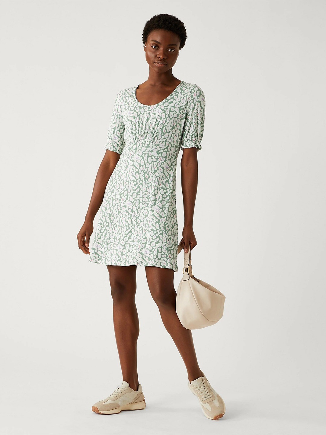 

Marks & Spencer Floral Printed Puff Sleeves Pleated A-Line Dress, Green