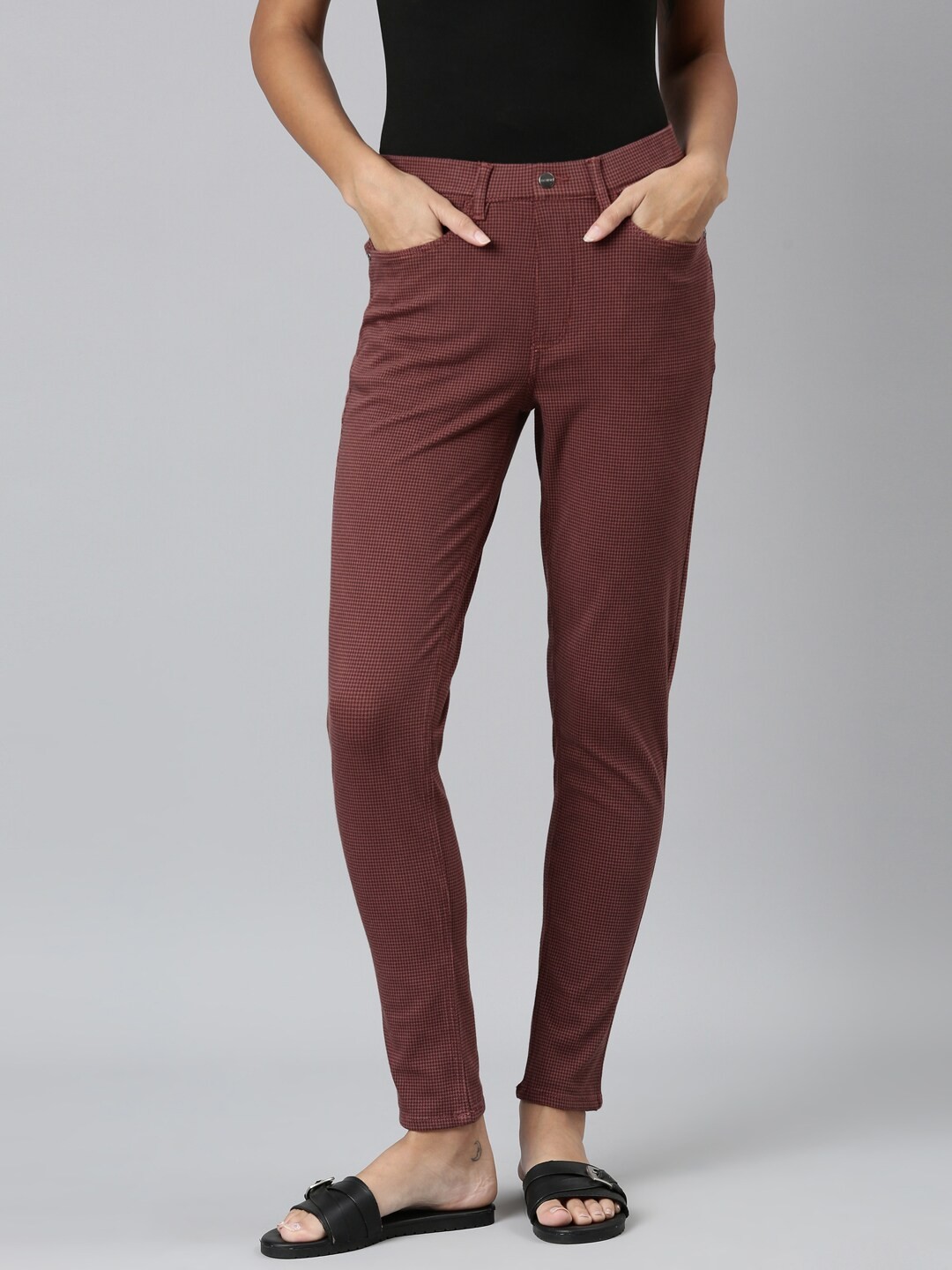 

Go Colors Women Slim Fit Striped Jeggings, Rust