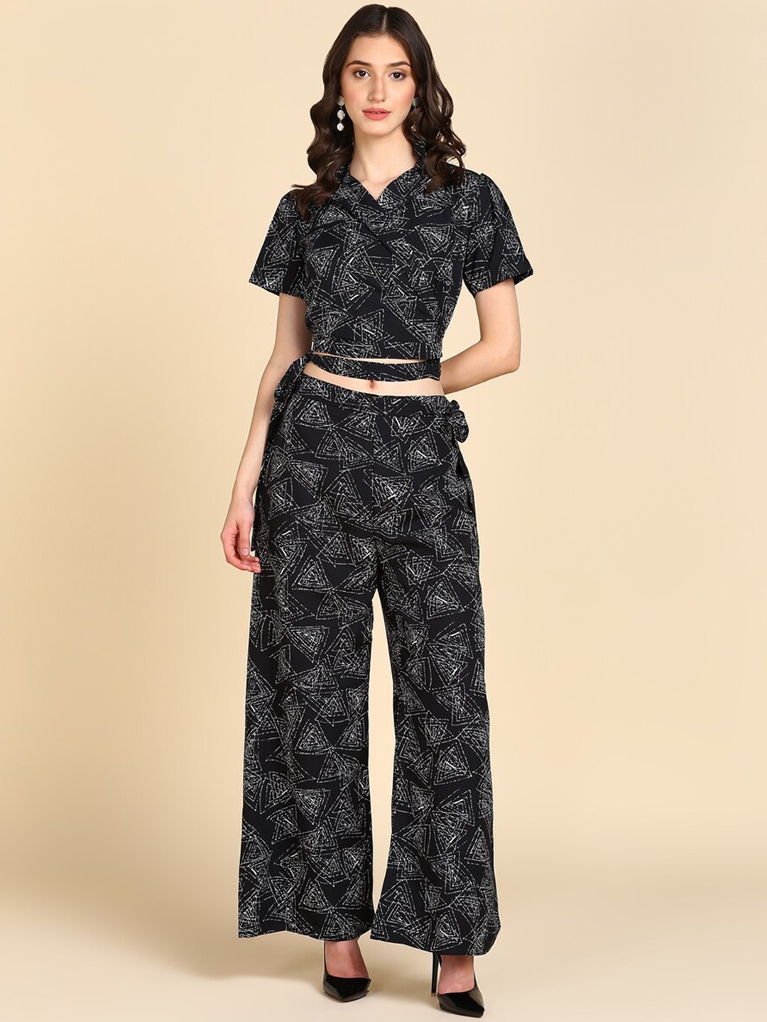 

BAESD Geometric Printed Tie-Up Detail Crop Top With Palazzos, Black