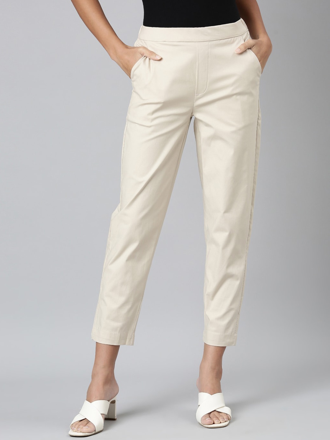 

Go Colors Women Tapered Fit Mid-Rise Trousers, Cream