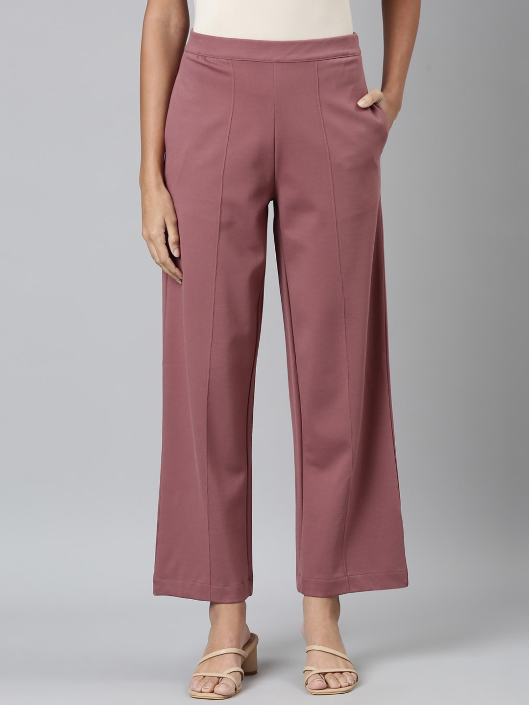 

Go Colors Women High-Rise Cropped Parallel Trousers, Brown