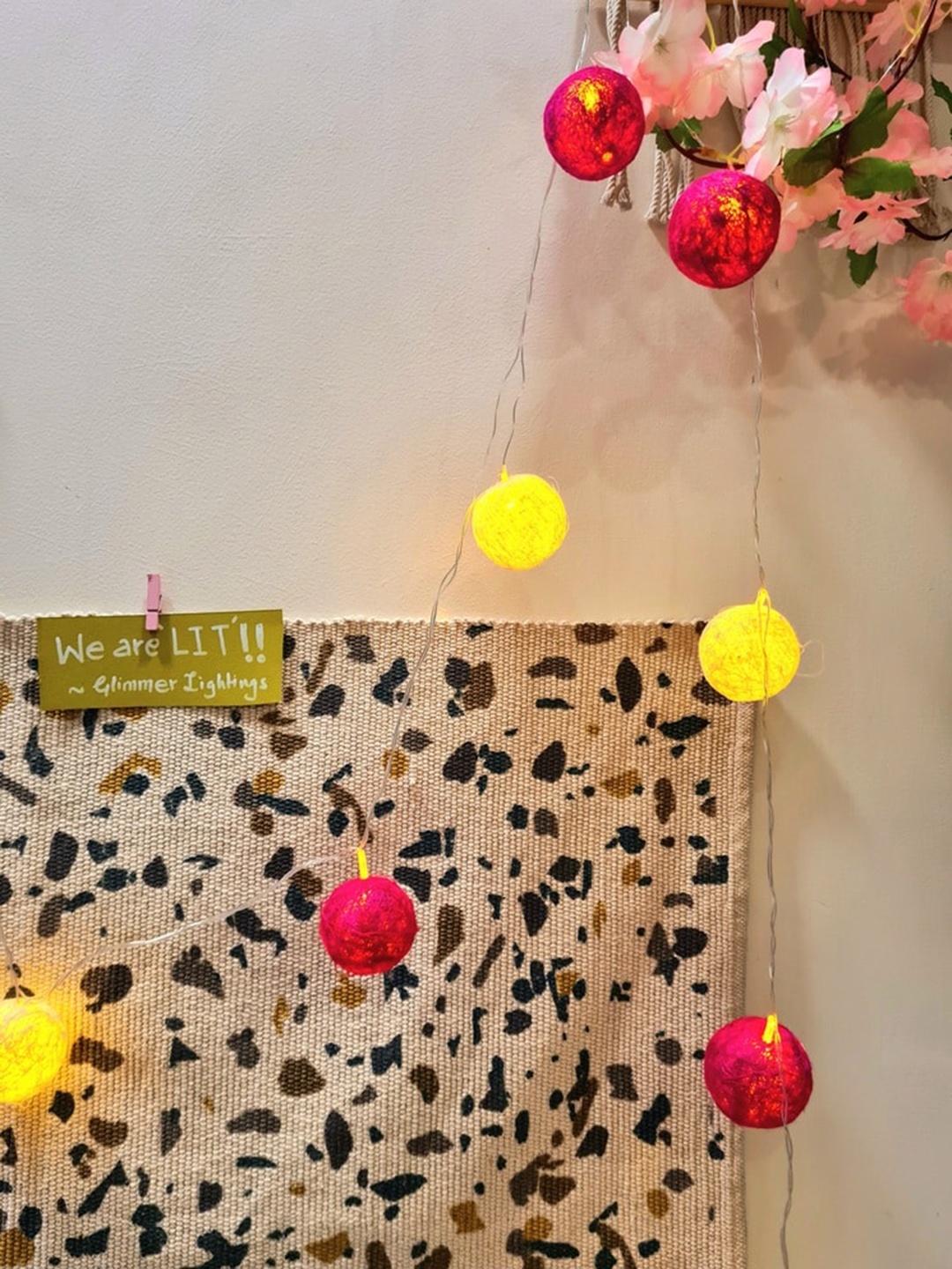 

Glimmer Lightings Pink & White Thread Ball LED String Light