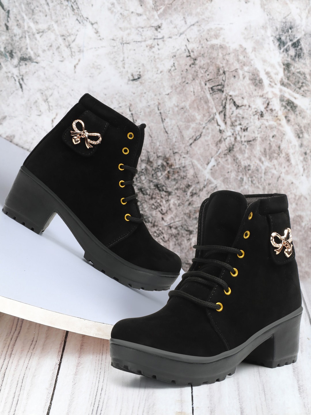 

Elibolz Women Bow Embellished Platform Heeled Mid-Top Chunky Boots, Black