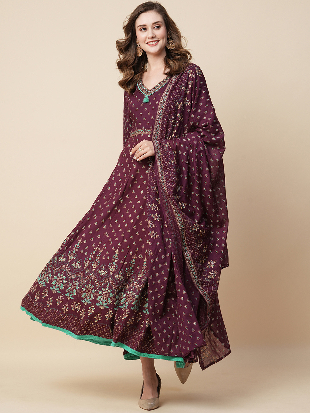 

Kiana Maroon & Gold Ethnic Motifs Printed V-Neck Flared Ethnic Dress with Dupatta