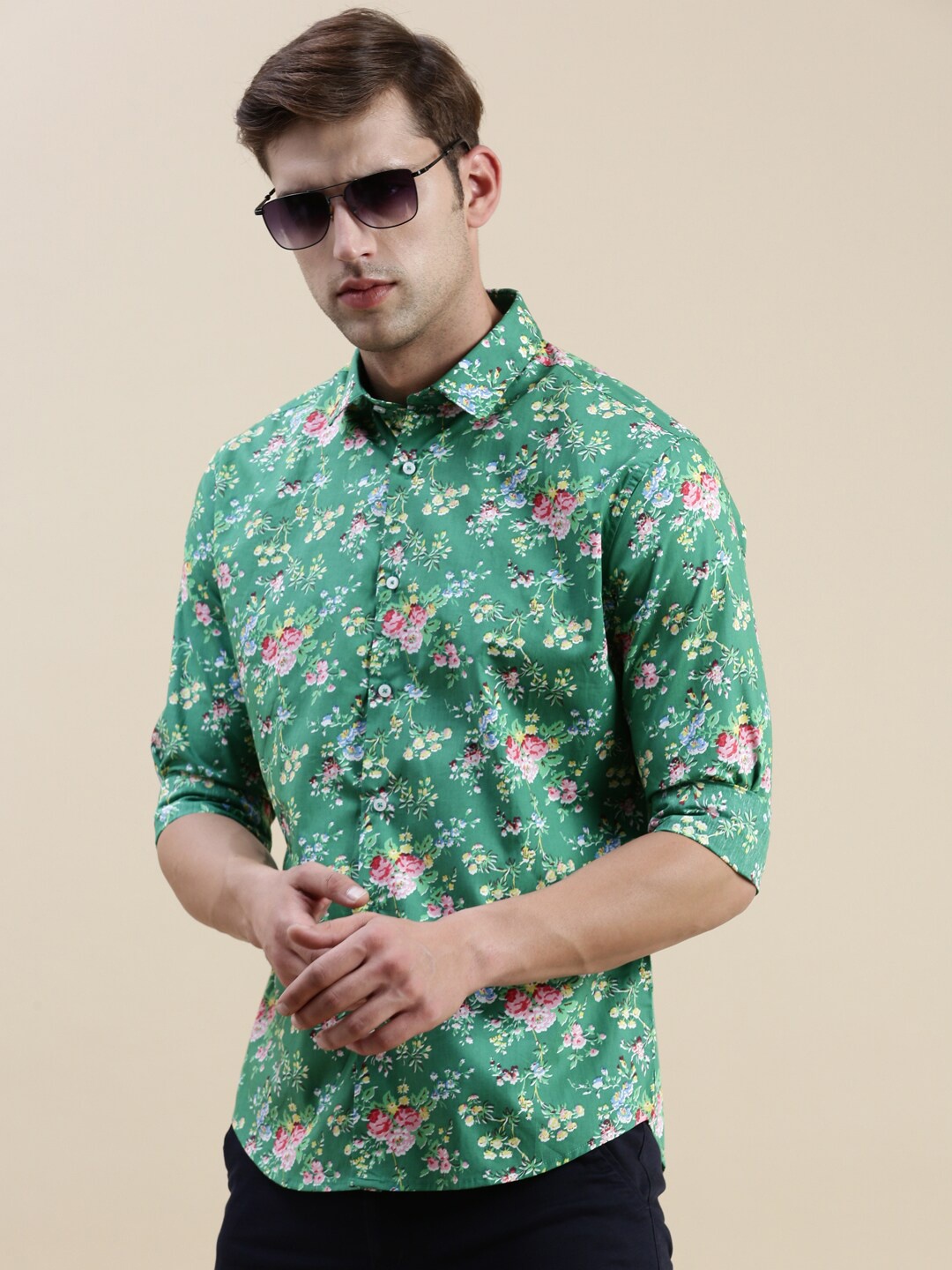 

SHOWOFF Floral Printed Standard Slim Fit Opaque Cotton Casual Shirt, Green