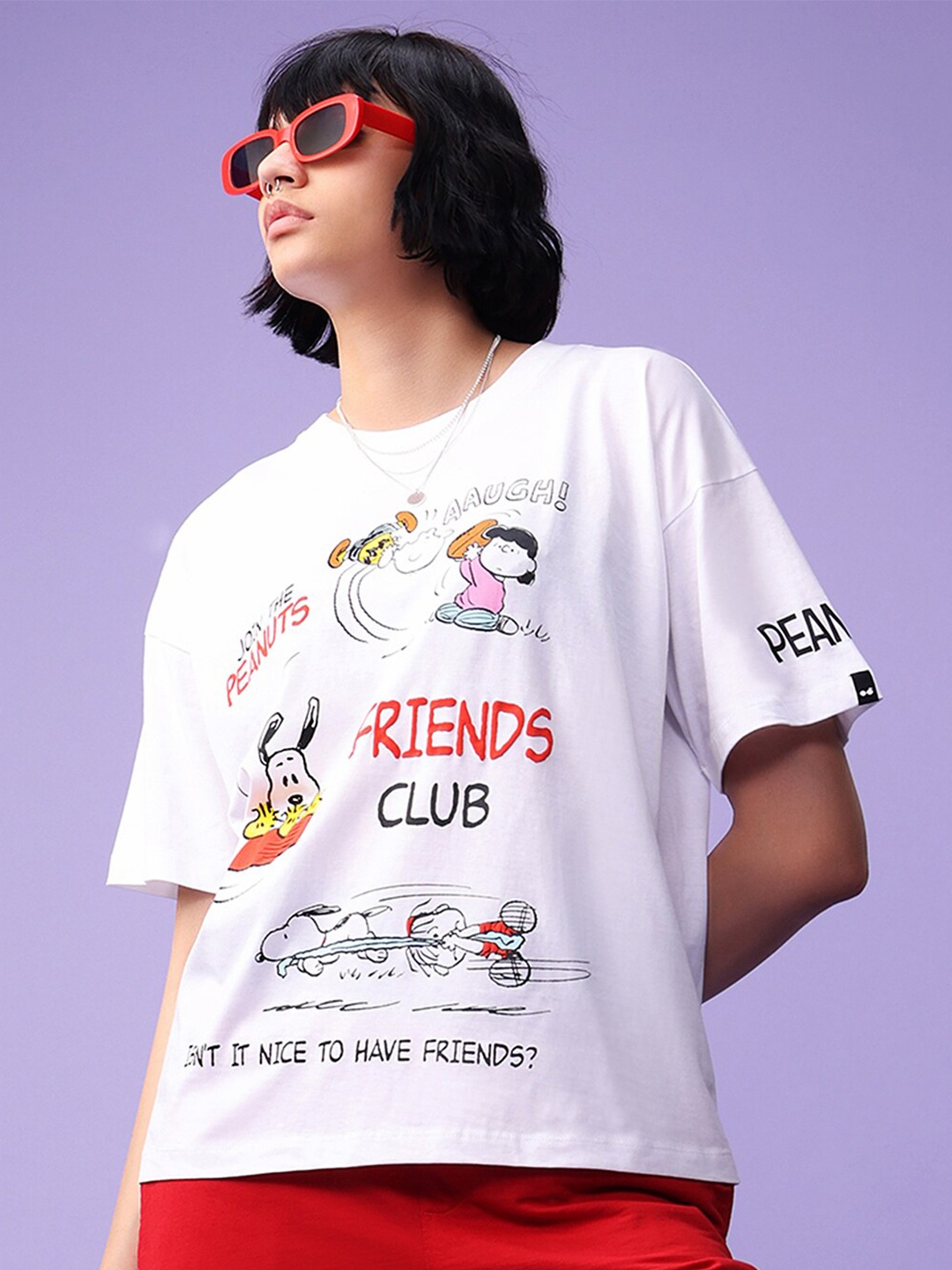 

Bewakoof Peanuts Friends Club Graphic Printed Oversized T-shirt, White