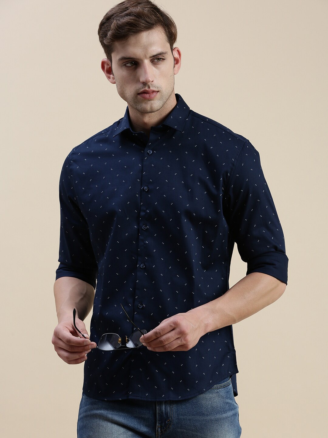 

SHOWOFF Standard Slim Fit Micro Ditsy Printed Cotton Casual Shirt, Navy blue