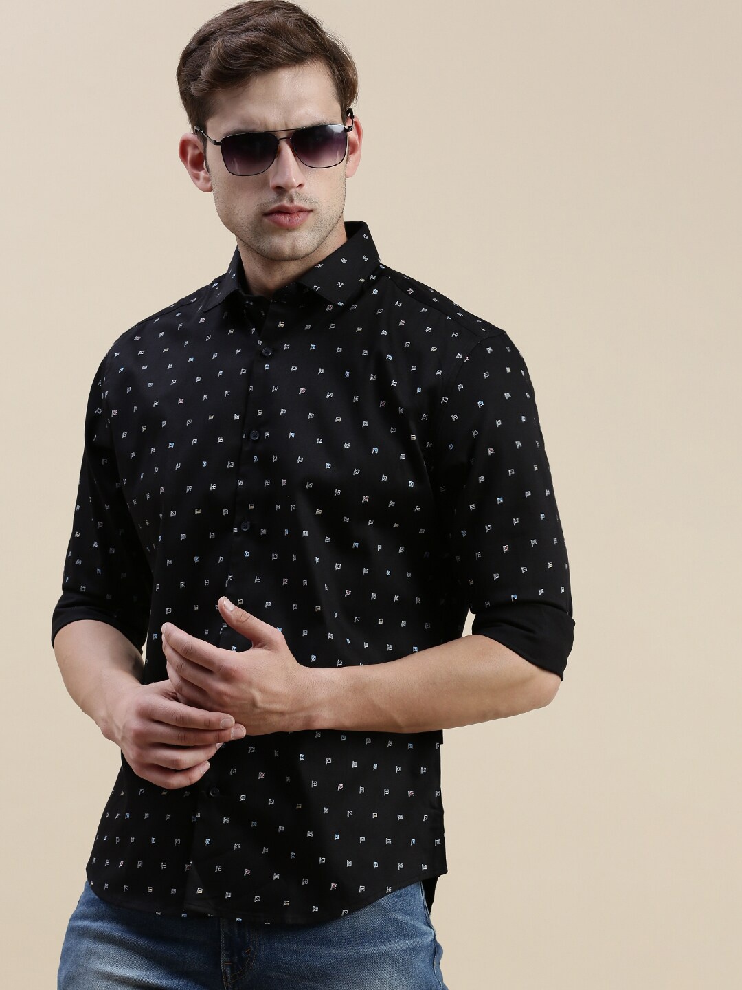 

SHOWOFF Standard Slim Fit Micro Disty Printed Spread Collar Cotton Casual Shirt, Black