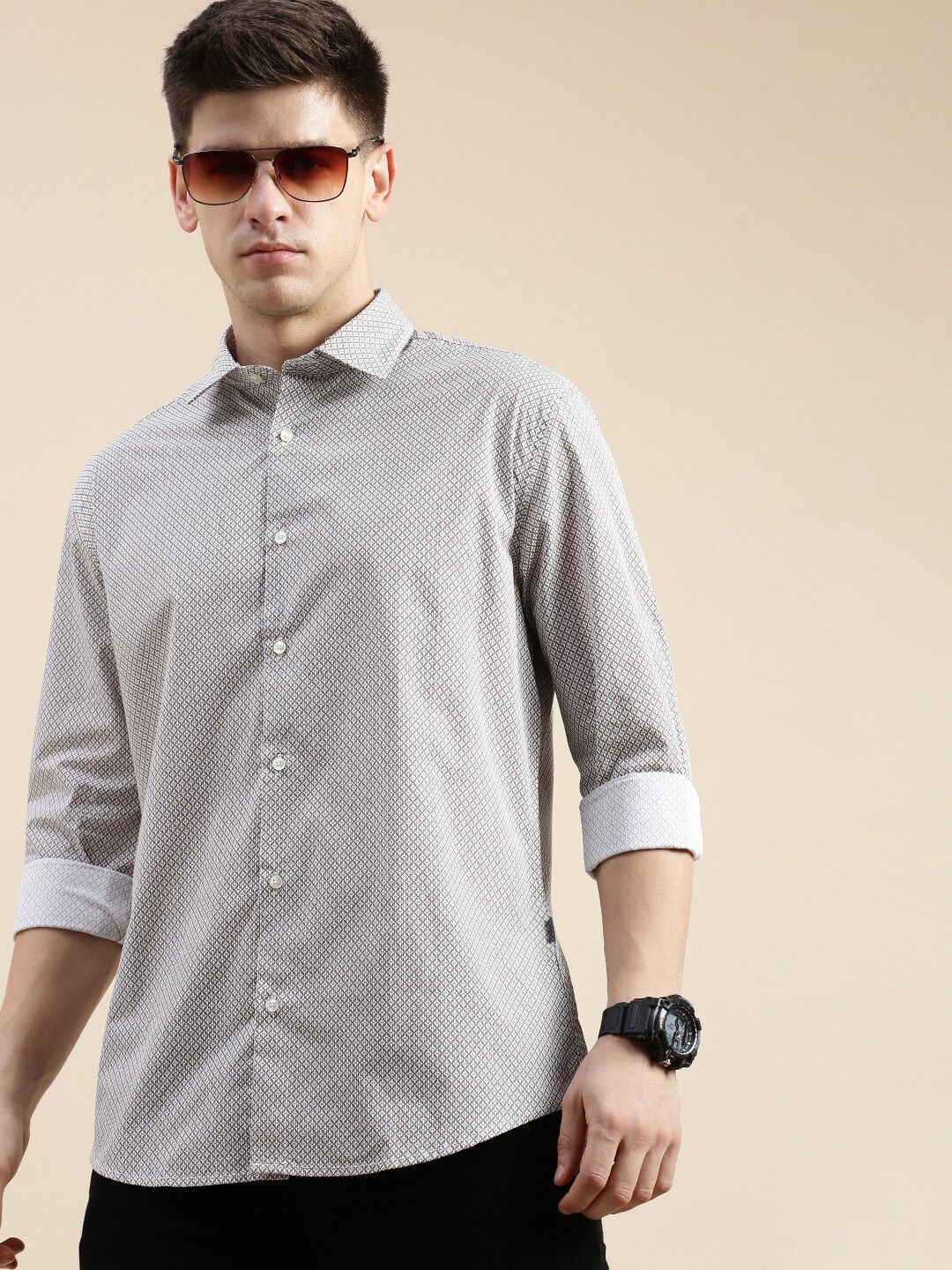 

SHOWOFF Standard Slim Fit Geometric Printed Spread Collar Cotton Casual Shirt, Off white