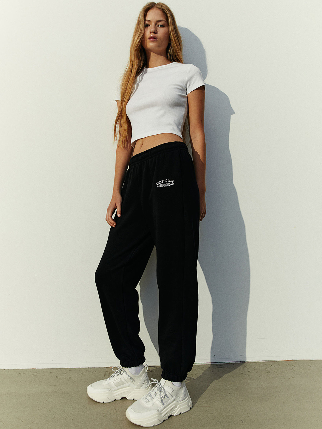 

H&M Women Joggers, Black