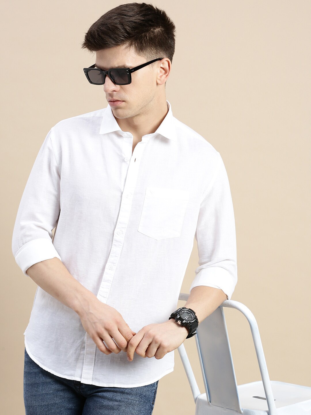 

SHOWOFF Standard Slim Fit Spread Collar Long Sleeves Casual Shirt, White