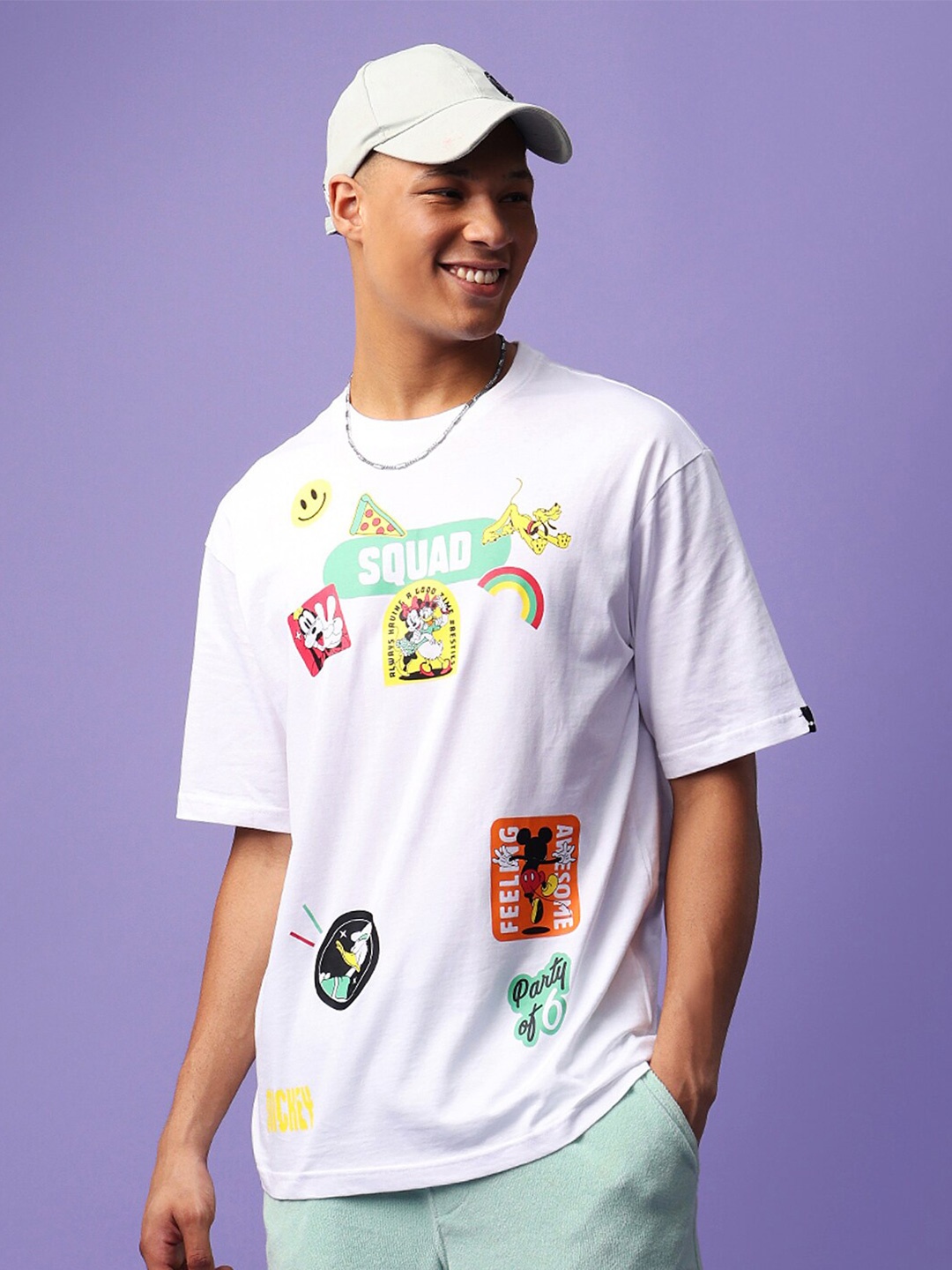 

Bewakoof x Official Peanuts Merchandise Mickey Squad Graphic Printed Oversized T-shirt, White