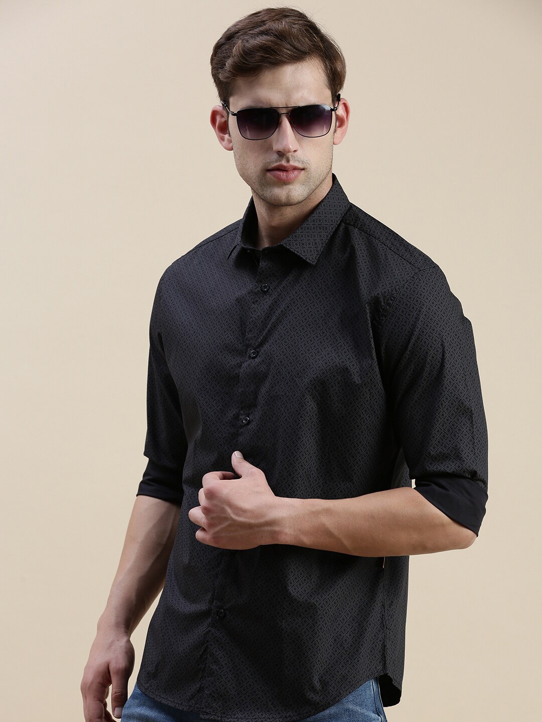 

SHOWOFF Standard Micro Ditsy Printed Slim Fit Cotton Casual Shirt, Black