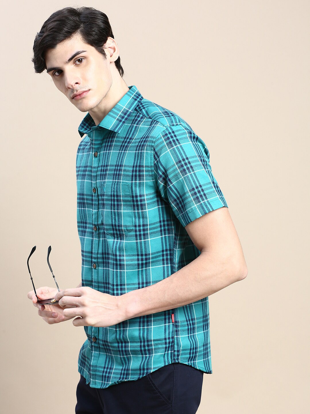 

SHOWOFF Standard Slim Fit Checked Spread Collar Cotton Casual Shirt, Green