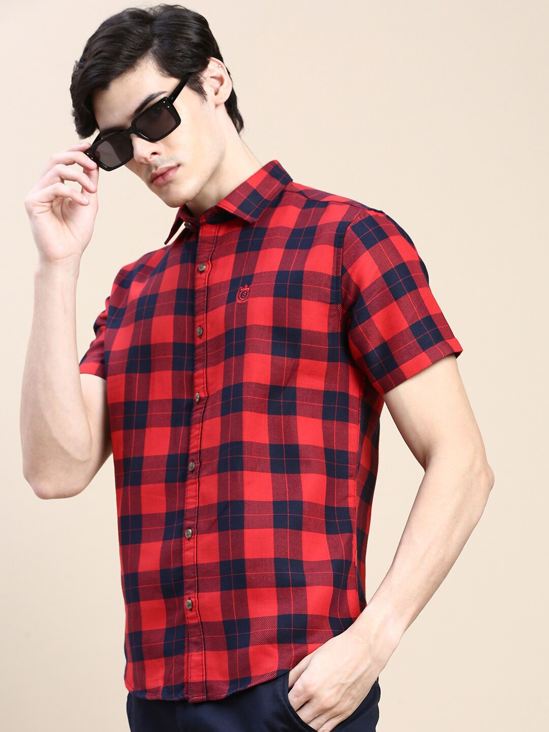 

SHOWOFF Standard Slim Fit Tartan Checks Spread Collar Cotton Casual Shirt, Red