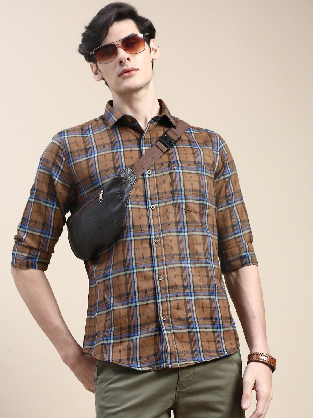 

SHOWOFF Standard Slim Fit Tartan Checks Spread Collar Cotton Casual Shirt, Brown