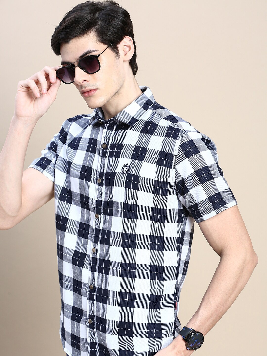 

SHOWOFF Standard Gingham Checks Checked Slim Fit Cotton Casual Shirt, White