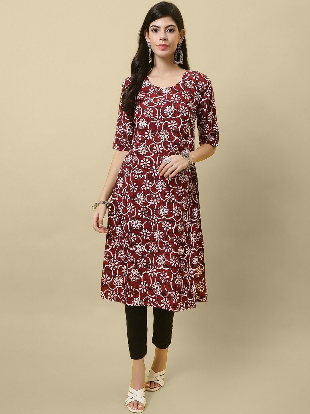 

7Threads Floral Printed Straight Crepe Kurta, Maroon