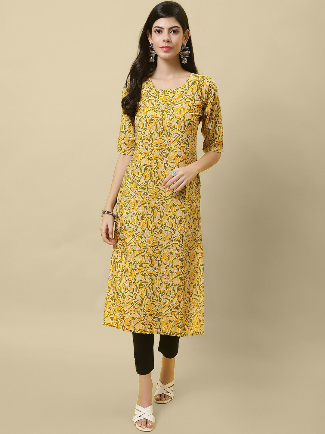 

7Threads Abstract Printed Round Neck Straight Kurta, Yellow