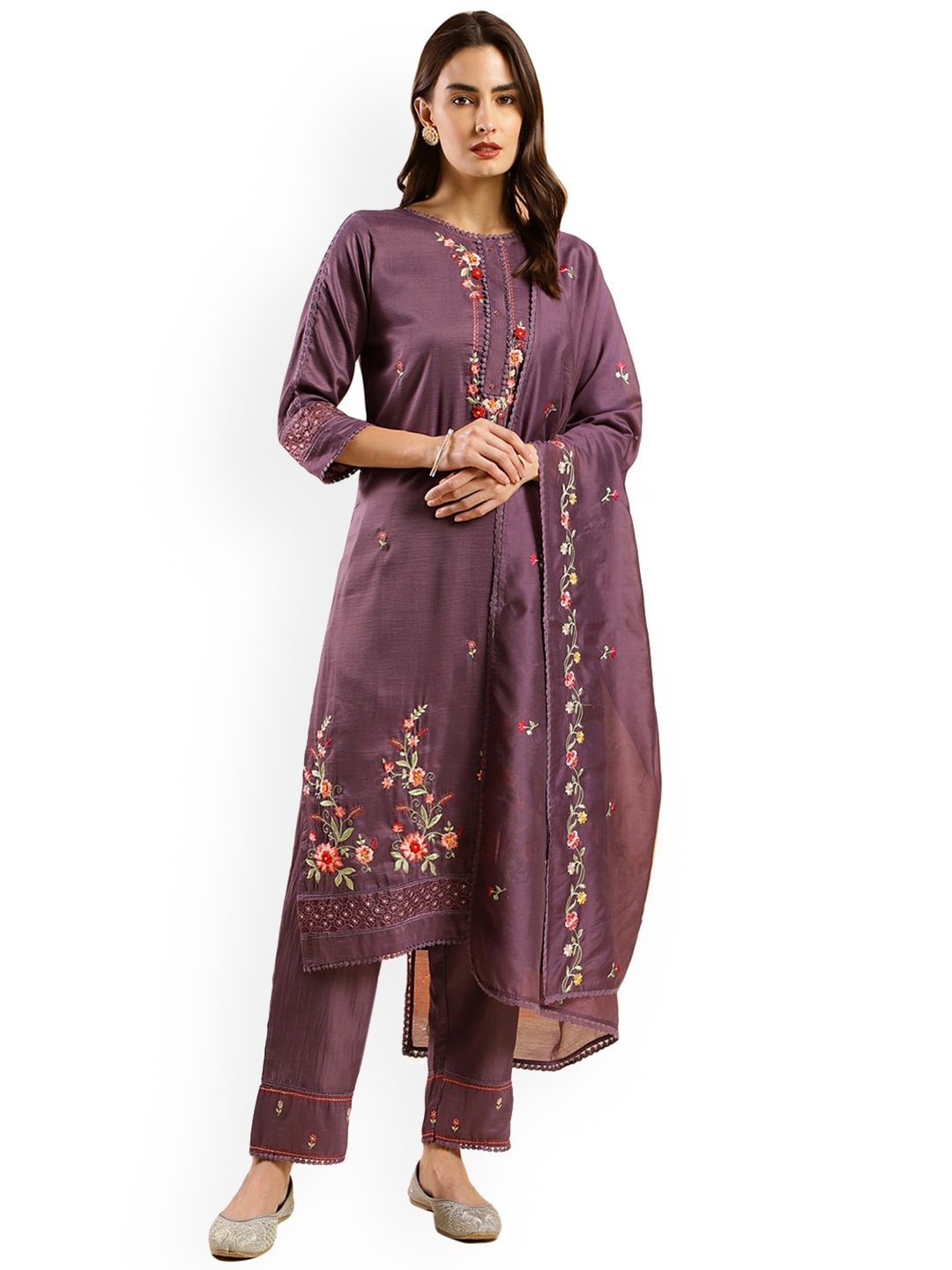 

Nimayaa Floral Embroidered Thread Work Kurta & Trousers With Dupatta, Purple