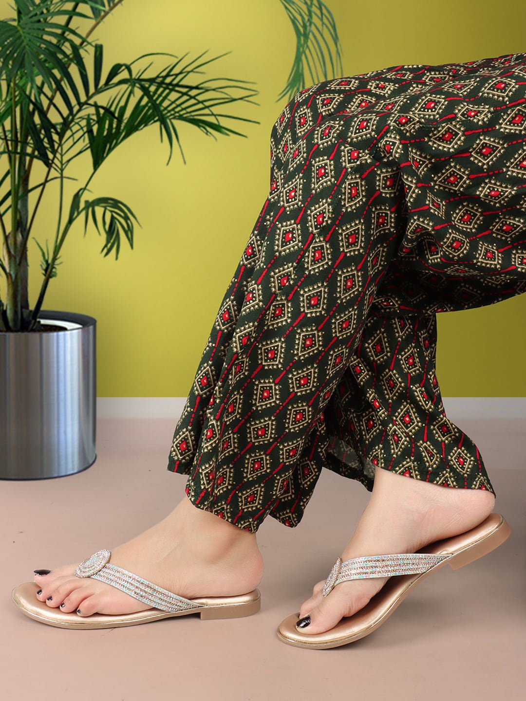 

XE Looks Embellished Open Toe Flats, Gold