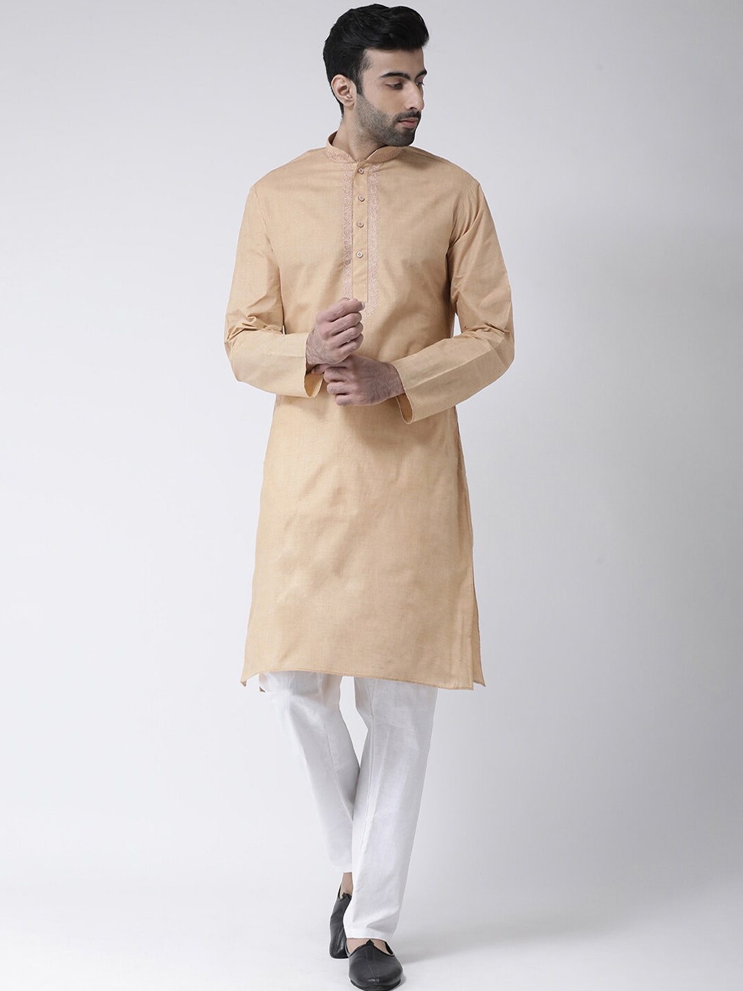 

SG LEMAN Mandarin Collar Straight Kurta With Pyjamas, Beige