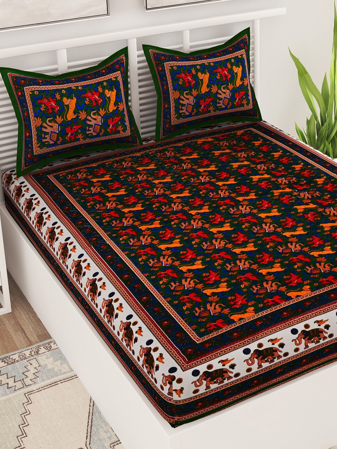 

UNIQCHOICE Green & Orange Ethnic Motifs 120 TC Queen Bedsheet with 2 Pillow Covers