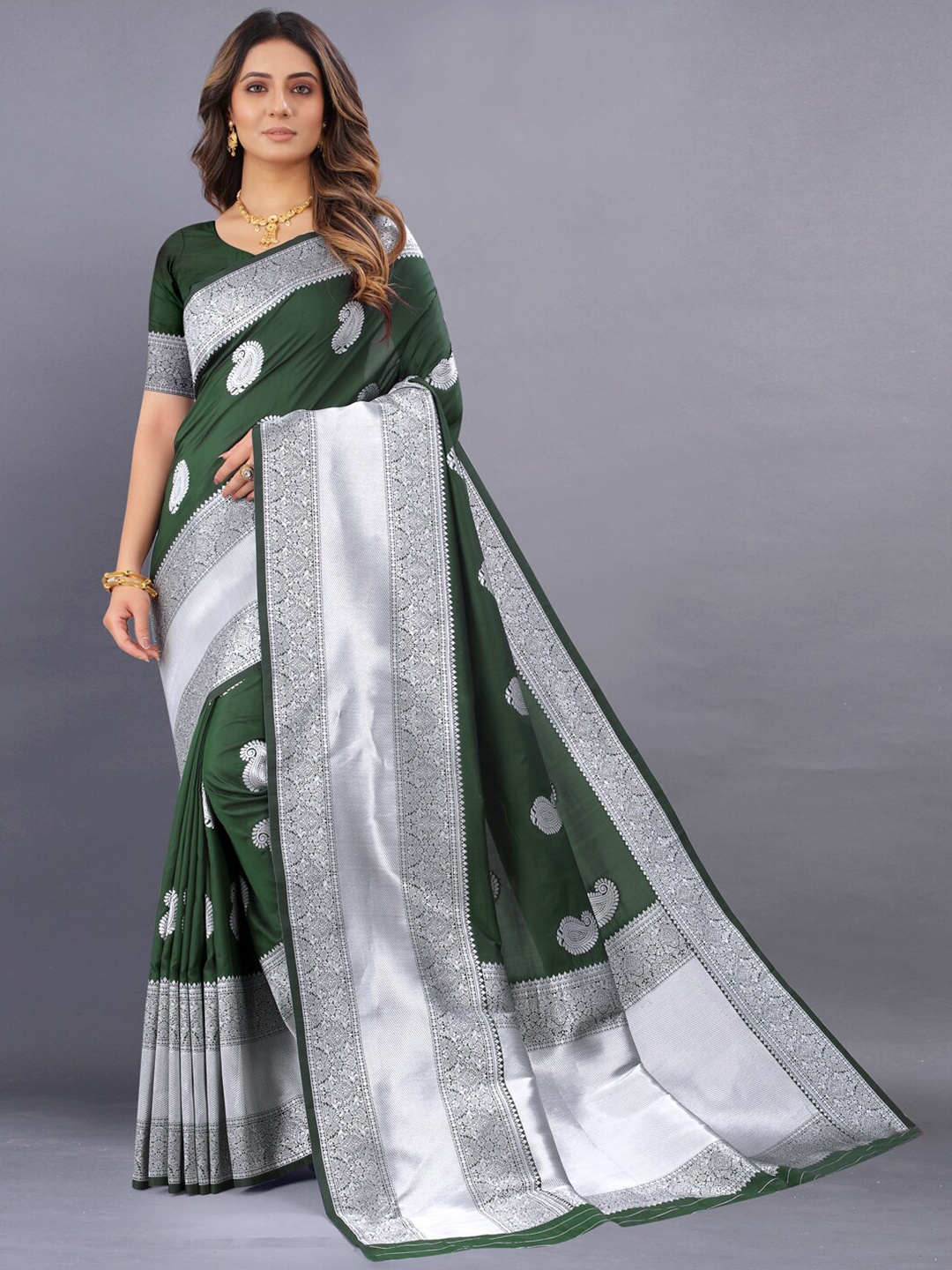 

JATRIQQ Woven Design Zari Art Silk Kanjeevaram Saree, Green