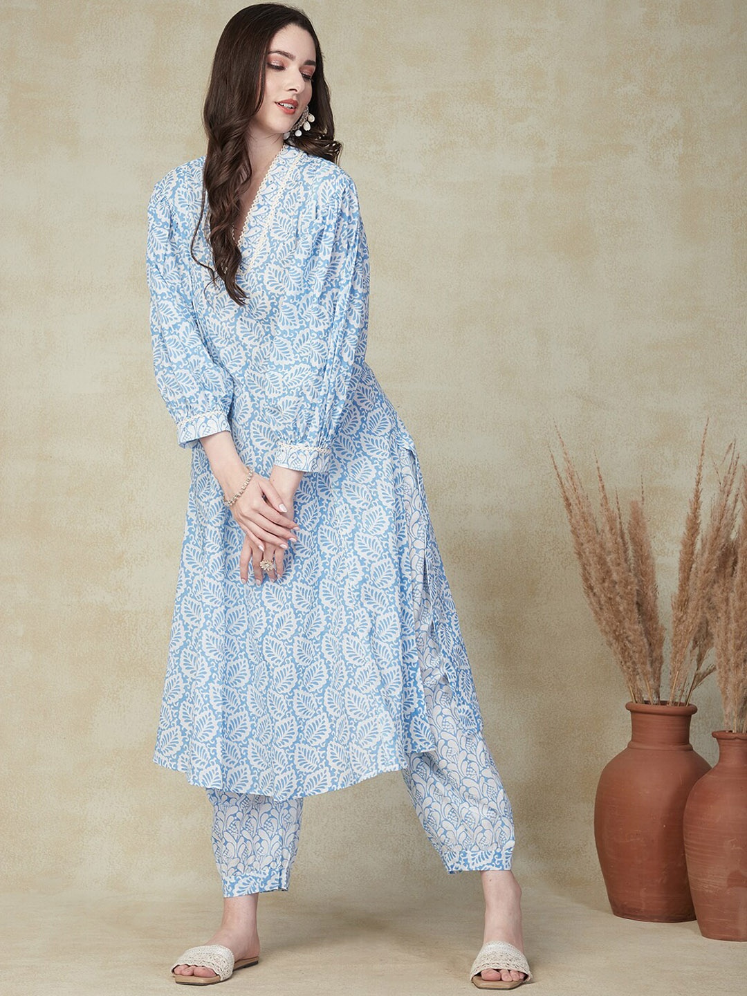 

FASHOR Blue Floral Printed Pure Cotton Kurta with Salwar