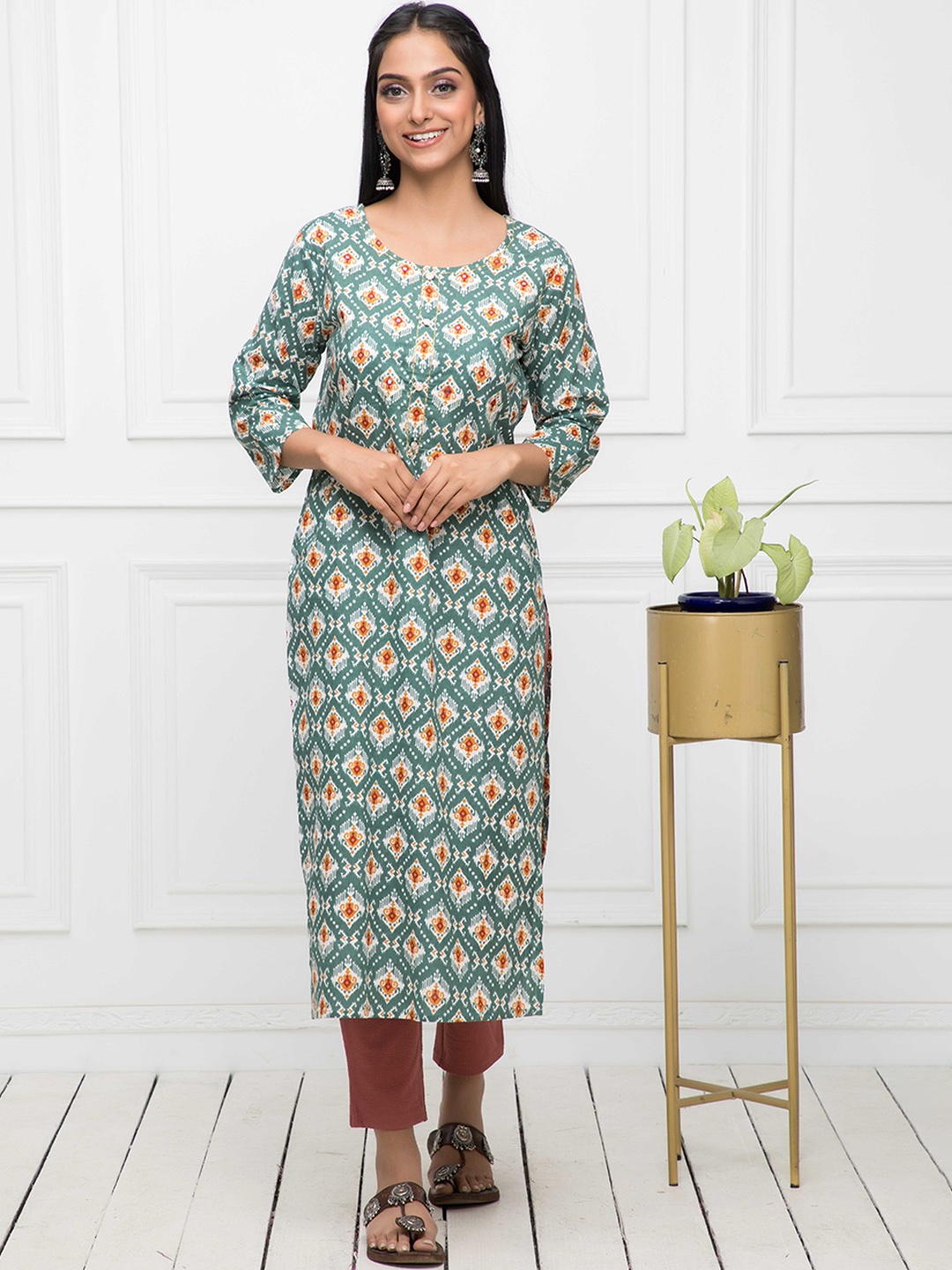 

Sangria Ethnic Motifs Printed Pure Cotton Straight Kurta, Green