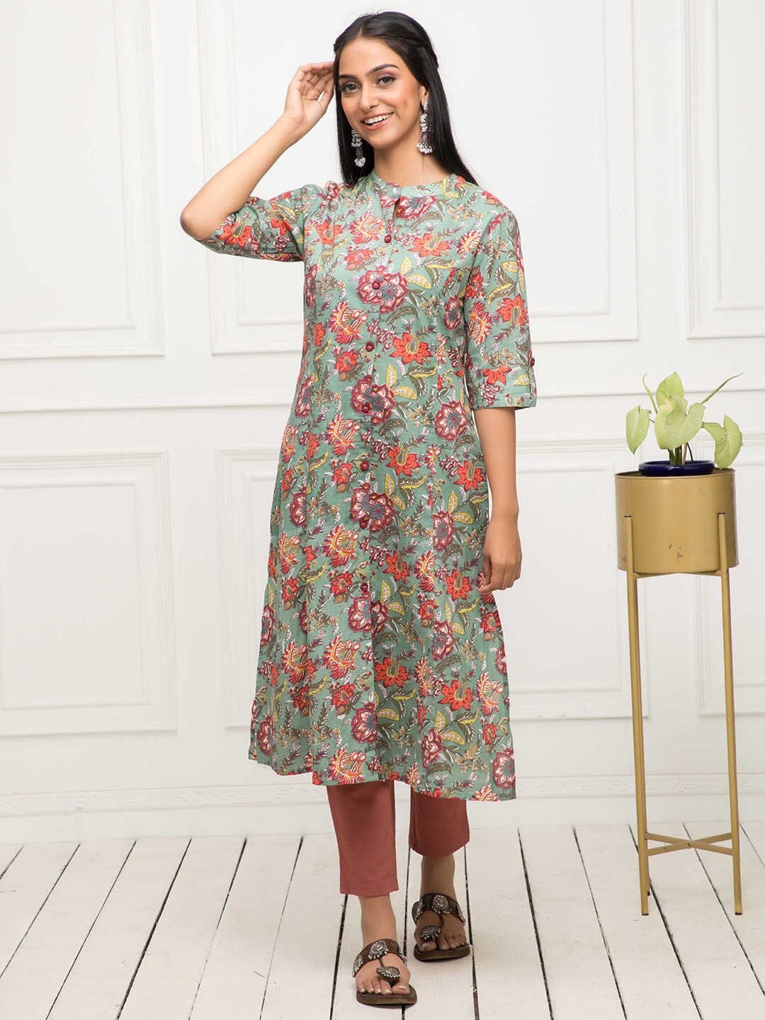 

Sangria Green Floral Printed Cotton A-line Kurta