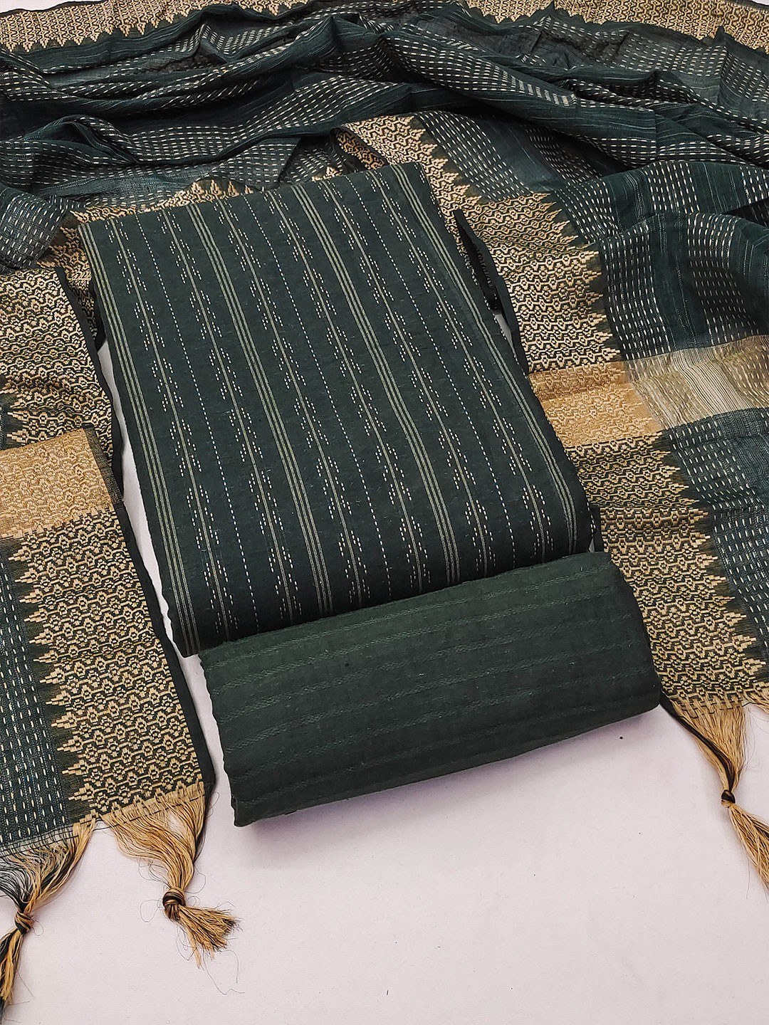 

MANVAA Pure Cotton Unstitched Dress Material, Green