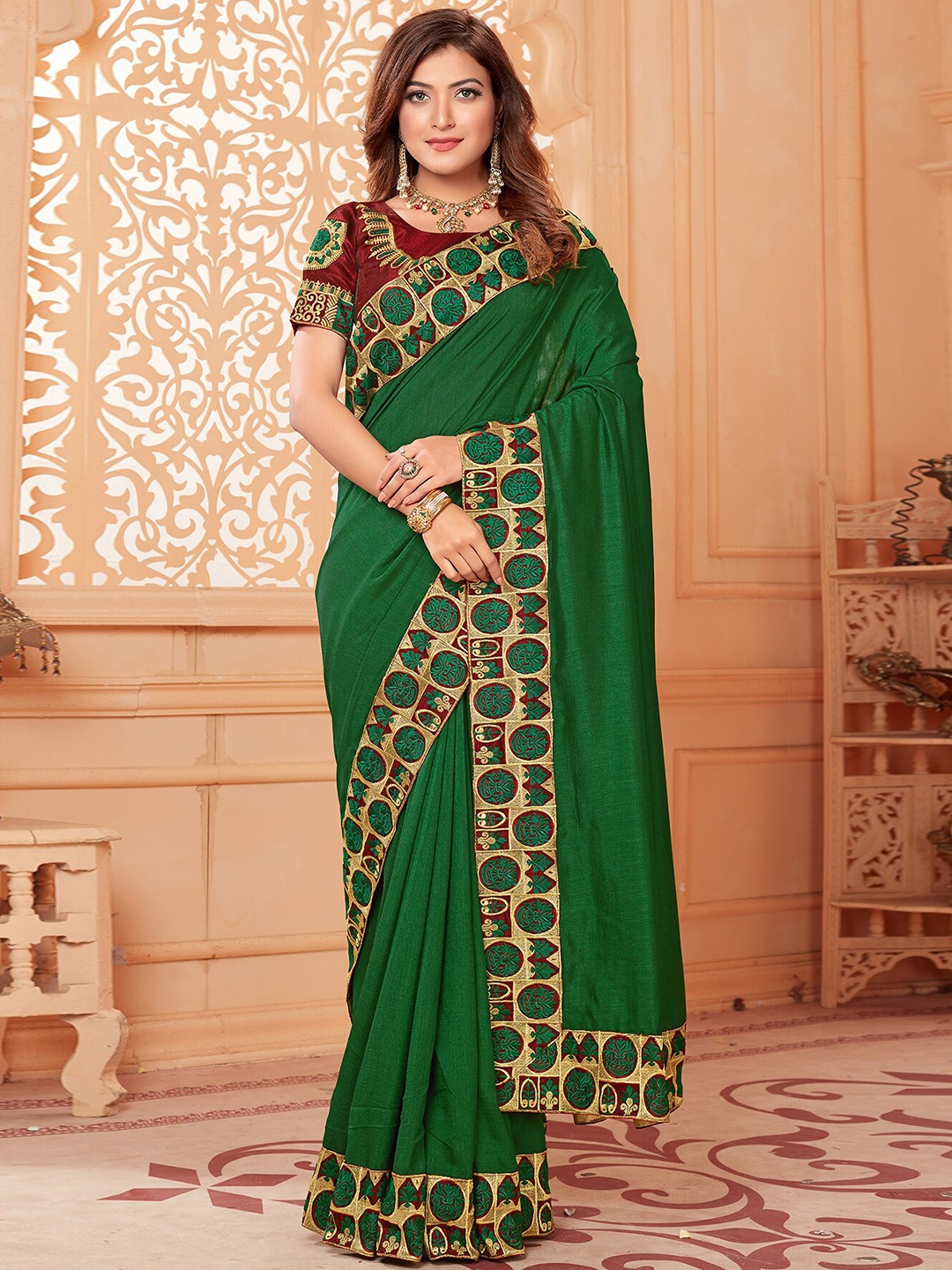 

KALINI Embroidered Saree, Green