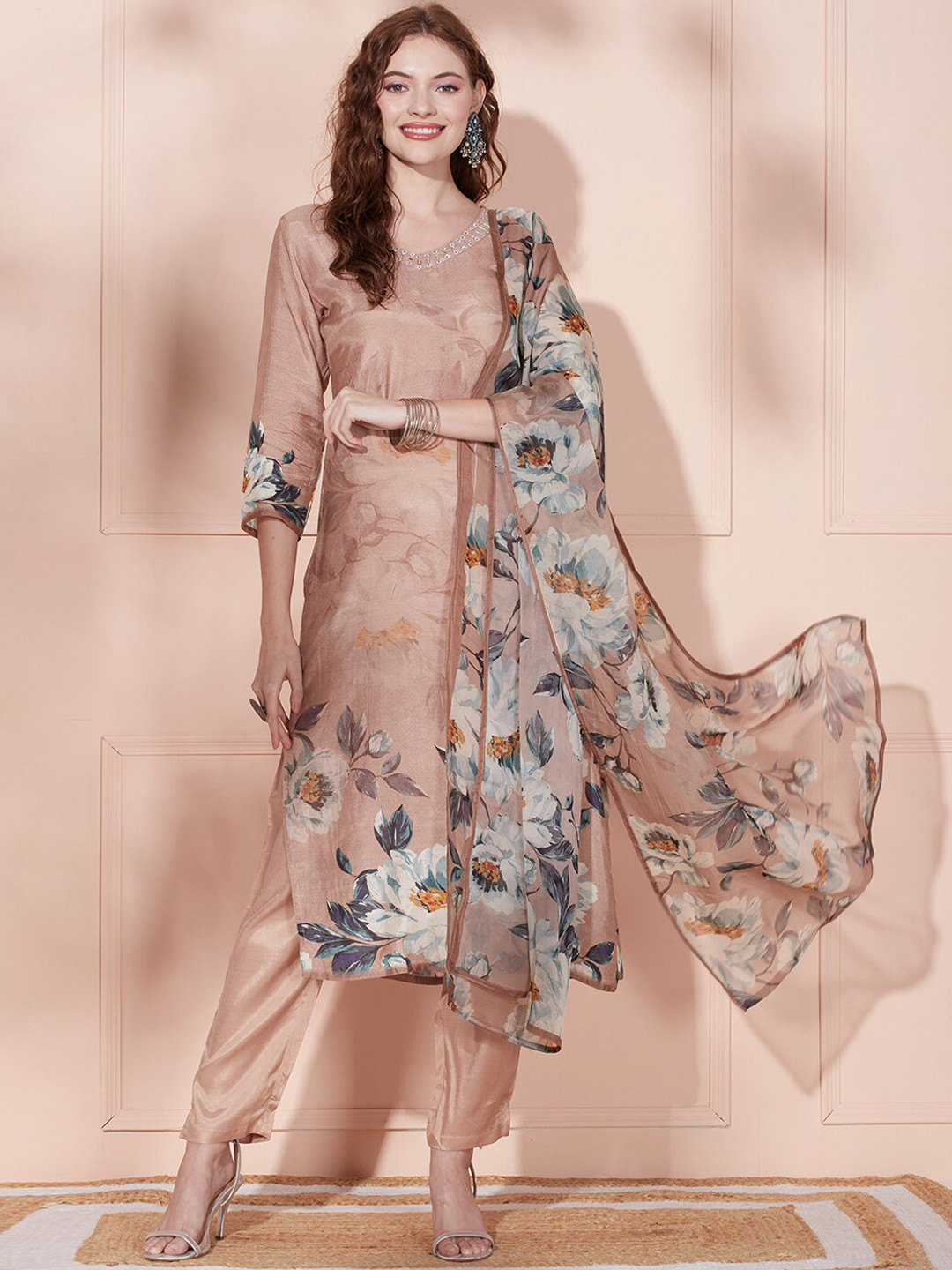 

FASHOR Brown Floral Printed Thread Work Kurta & Trousers With Dupatta