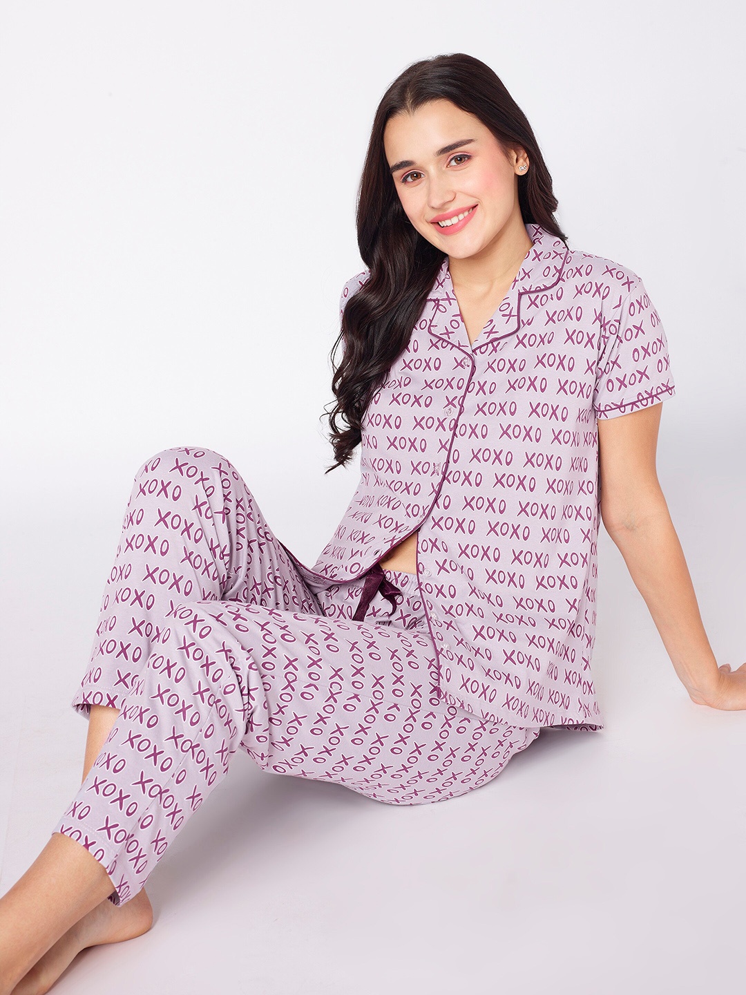 

beebelle Grey & Magenta Typography Printed Night Suit