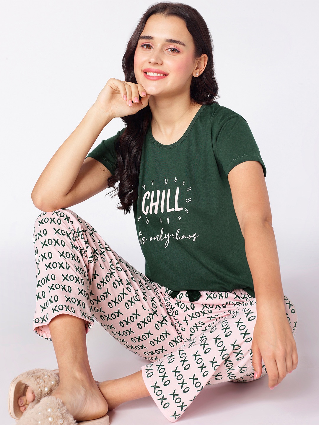 

beebelle Green & Pink Typography Printed Night suit